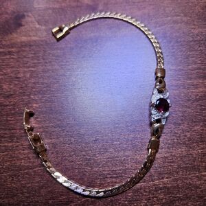 Elegant Gold-tone Link Chain Bracelet